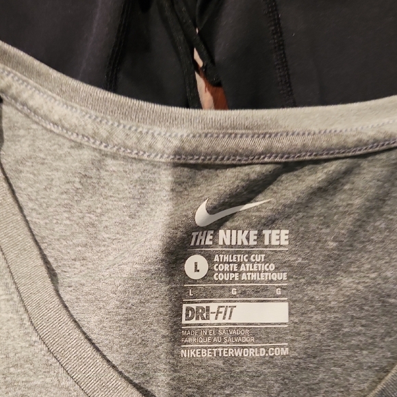 Nike Dri-FIT Black Activewear Set - Picture 3 of 8